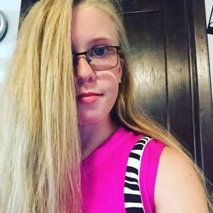 Meet your Posher, Alexsis